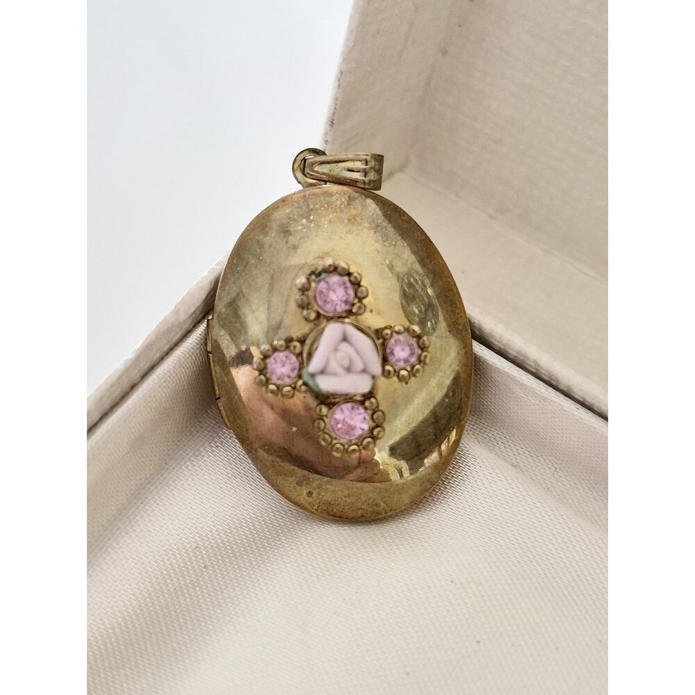 Vintage Gold Tone Oval Pink Roses Rhinestone Locket - Picture 3 of 7